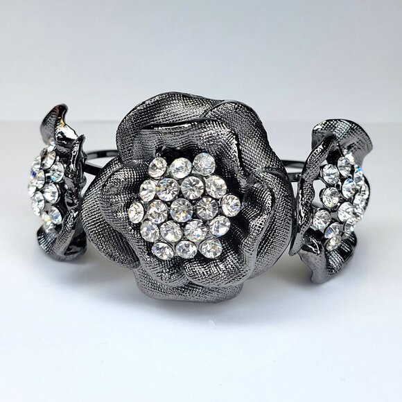 Crystal Cuff Hematite Bracelet- NEW without tags - Picture 1 of 16